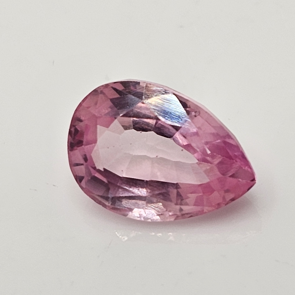 Certified 🍑 Morganite 5.42 Carats!